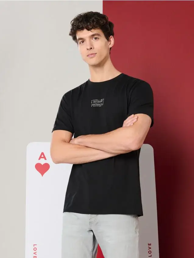 T-shirt in cotone con scritta - nero