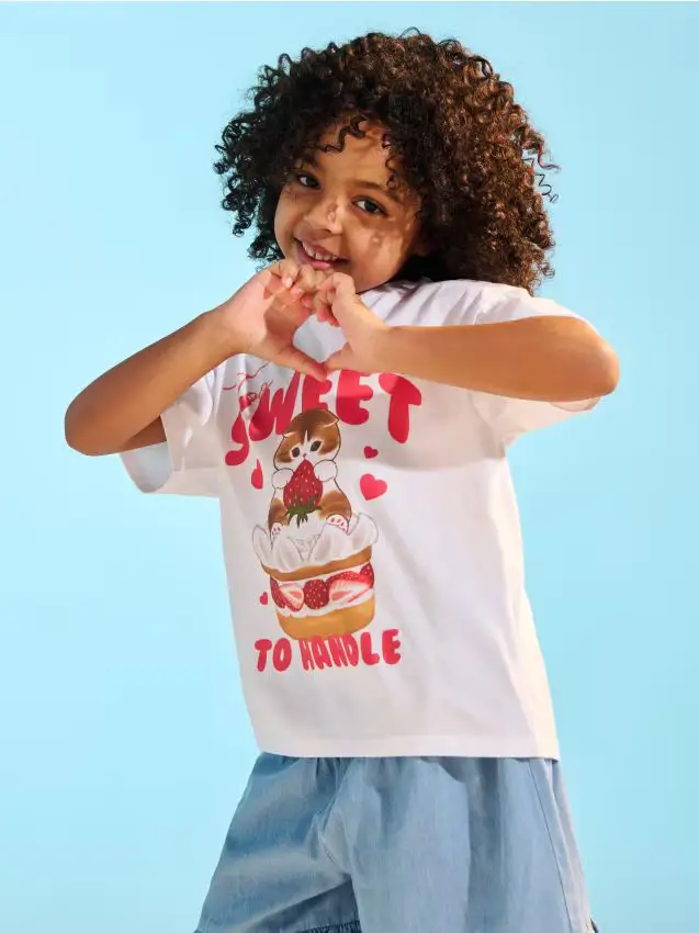 T-shirt in cotone con scritta Too Sweet To Handle - bianco