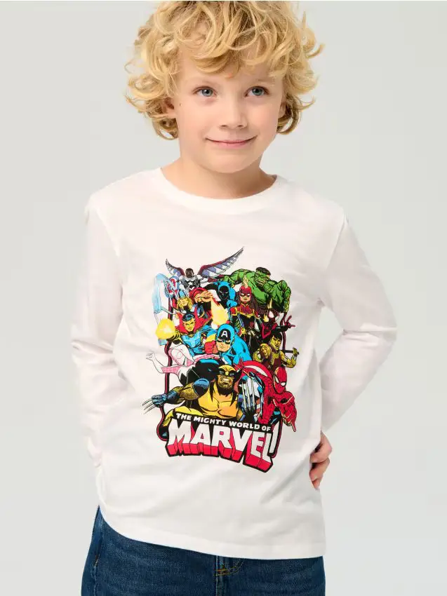 T-shirt in cotone con stampa Avengers - bianco