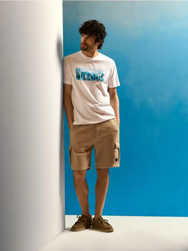 T-shirt in cotone con stampa - bianco