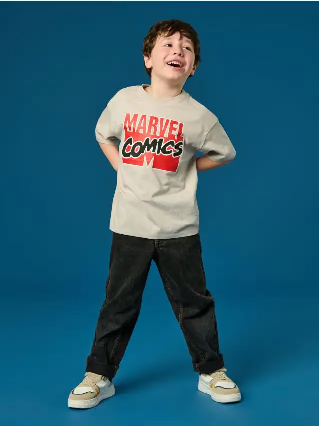 T-shirt in cotone con stampa sul retro Marvel - panna