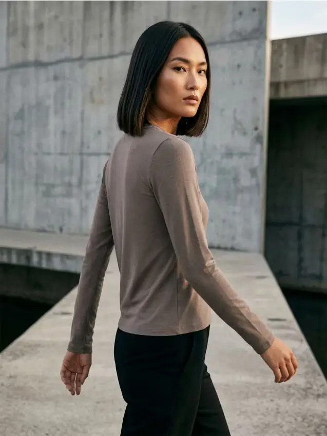 T-shirt in poliammide a maniche lunghe - caffè Caffè