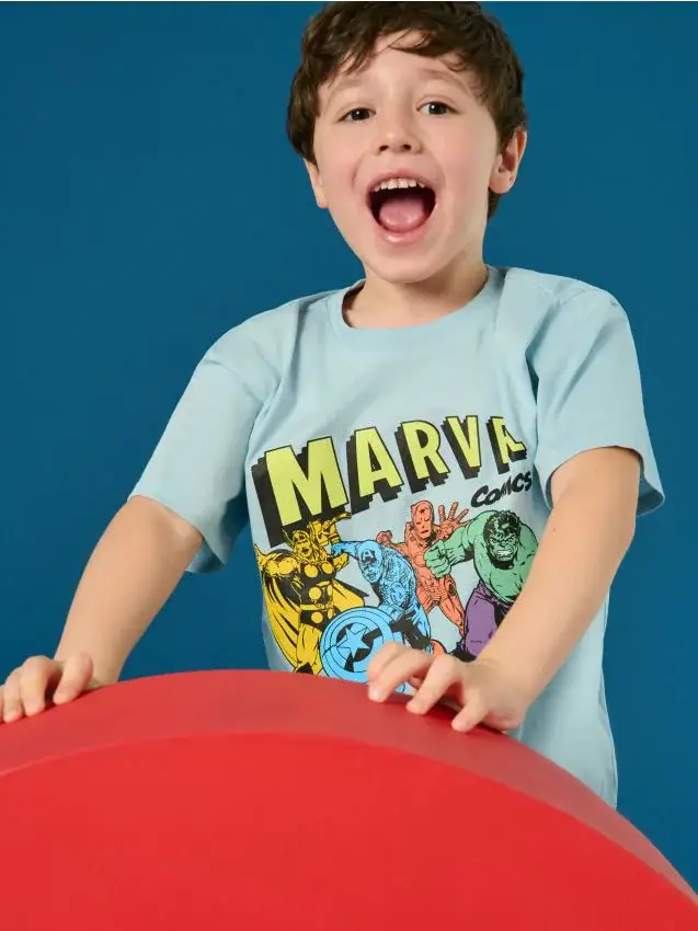 T-shirt Marvel - azzurro