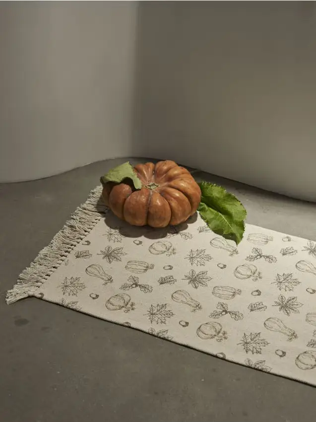 Tappeto con motivo autunnale - panna