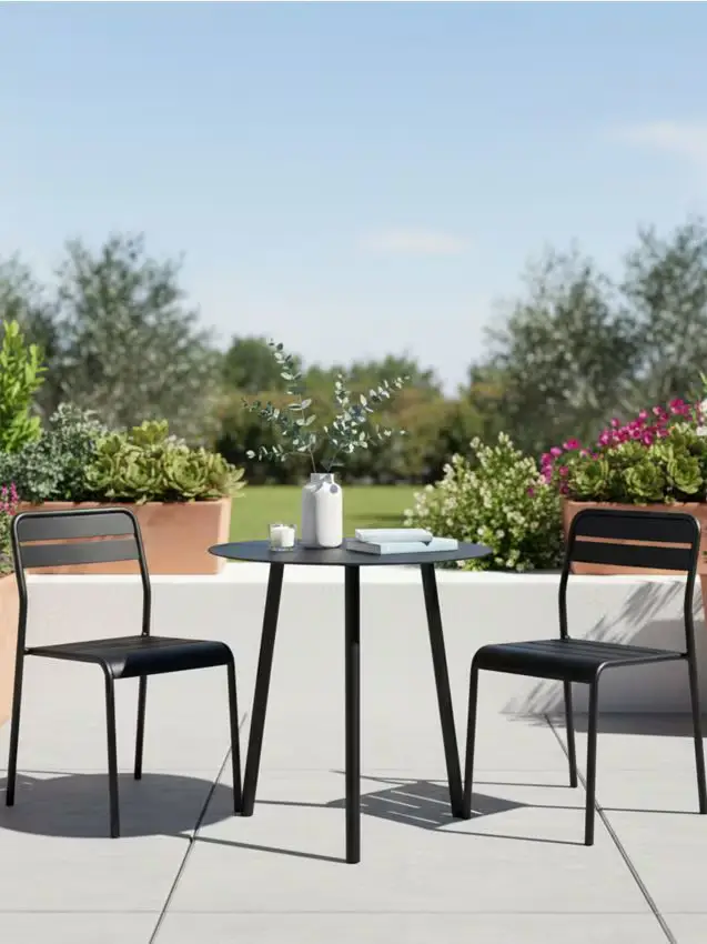 Tavolino rotondo in metallo - nero