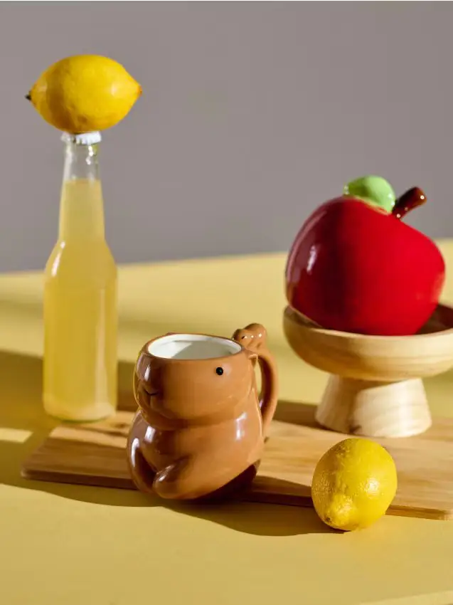 Tazza a forma di capibara - marrone
