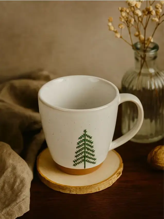 Tazza con motivo natalizio - panna