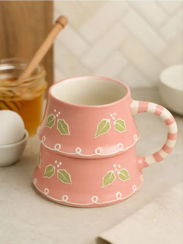 Tazza con motivo natalizio - rosa pastello