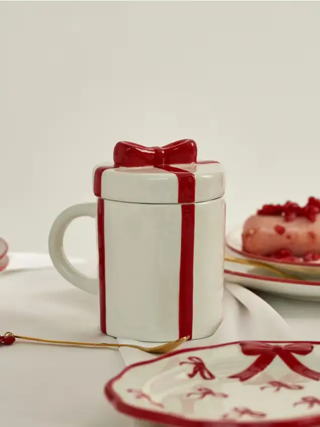 Tazza con motivo natalizio - rosso