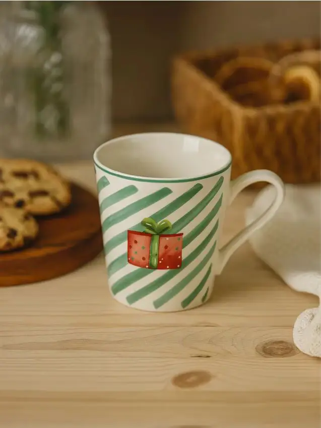 Tazza con motivo natalizio - verde