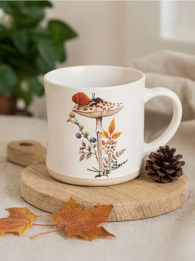 Tazza con stampa di funghi - multicolor