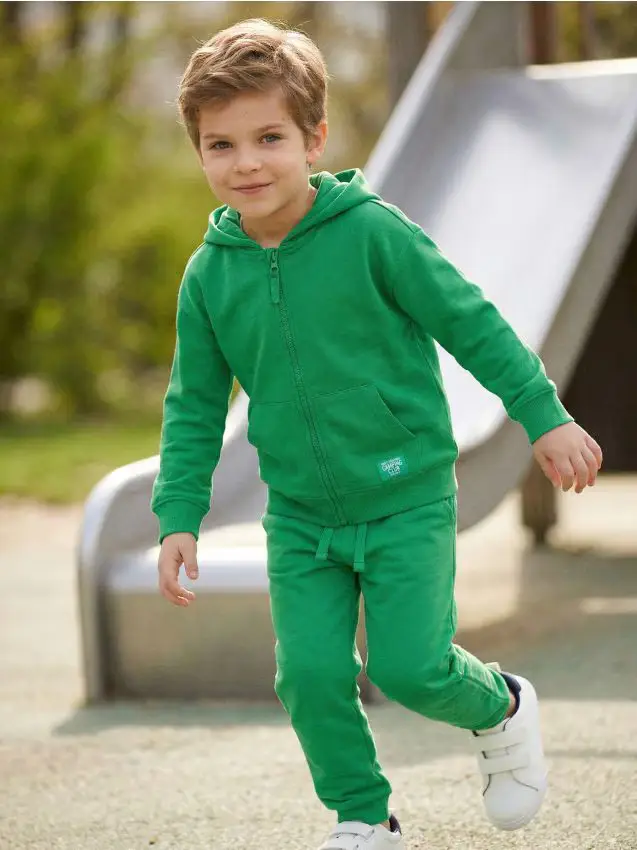 Top da jogging con zip e cappuccio - verde fresco