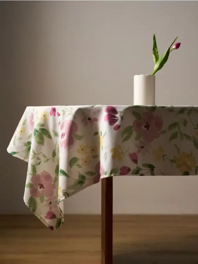 Tovaglia con motivo floreale - rosa pastello