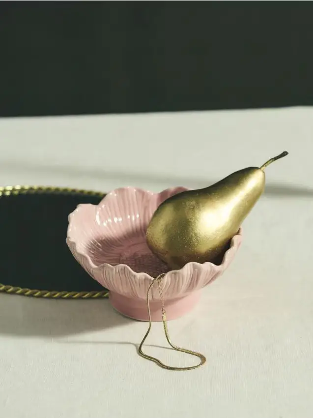 Vassoio decorativo in ceramica a forma di fiore - rosa