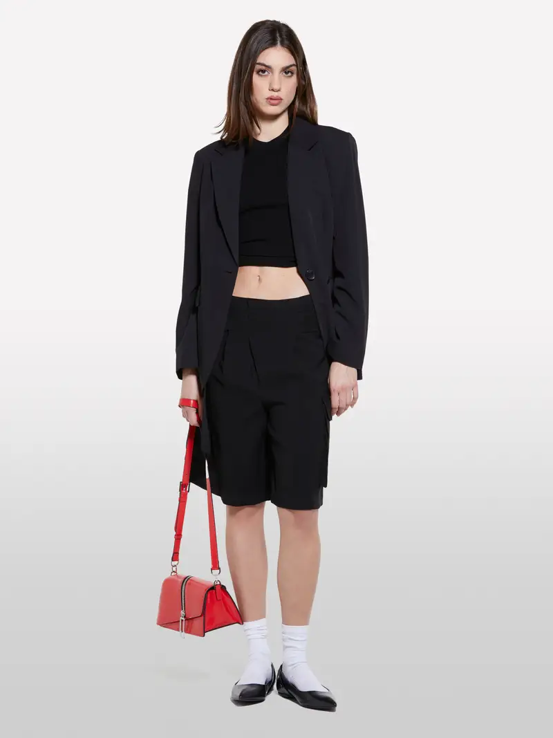 Bermuda Neri Con Tasconi, Donna, Nero