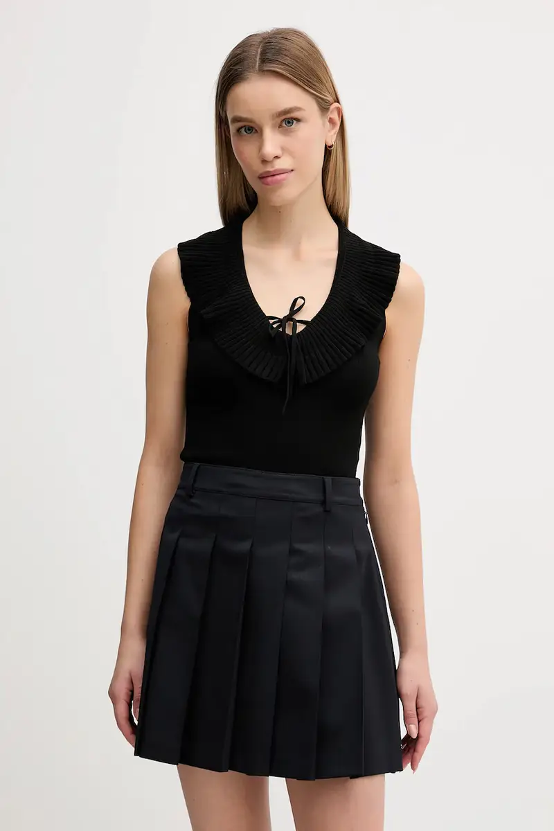 Sisley Camicetta nera con taglio aderente