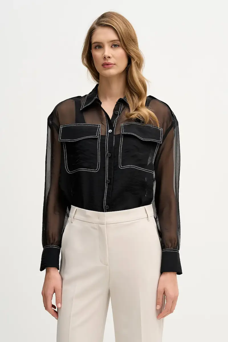 Sisley Maglia nera con taglio largo