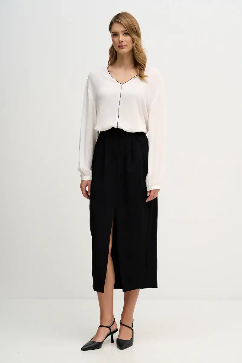 Sisley Gonna nera con taglio aderente miniatura 2