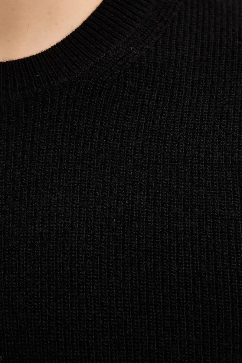 maglione con lana colore nero 18AYS104I miniatura 5