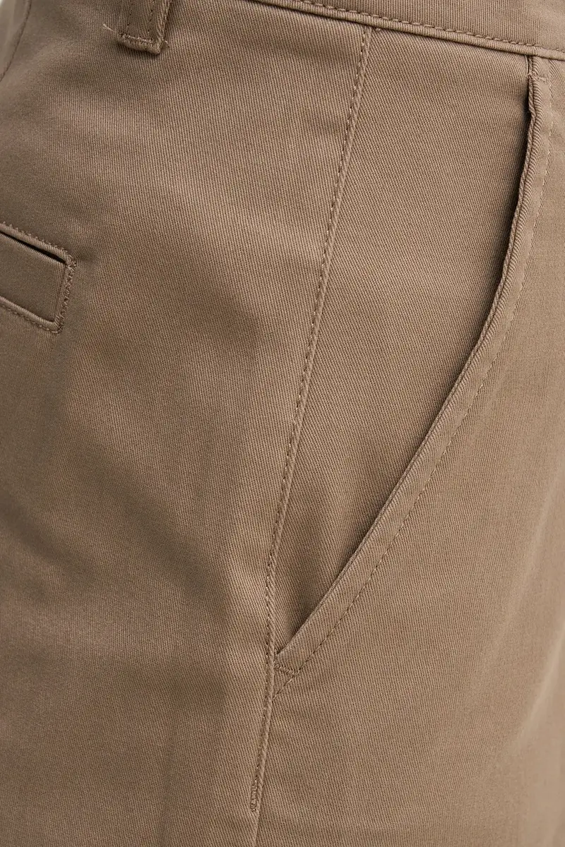 Sisley Pantaloni marroni per donna miniatura 4