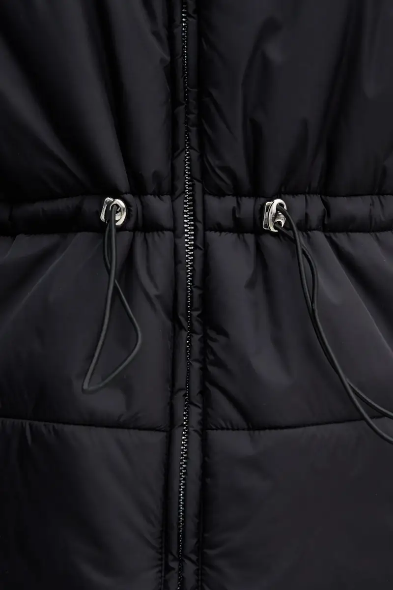 Sisley Smanicato nero donna in tessuto tecnico miniatura 5