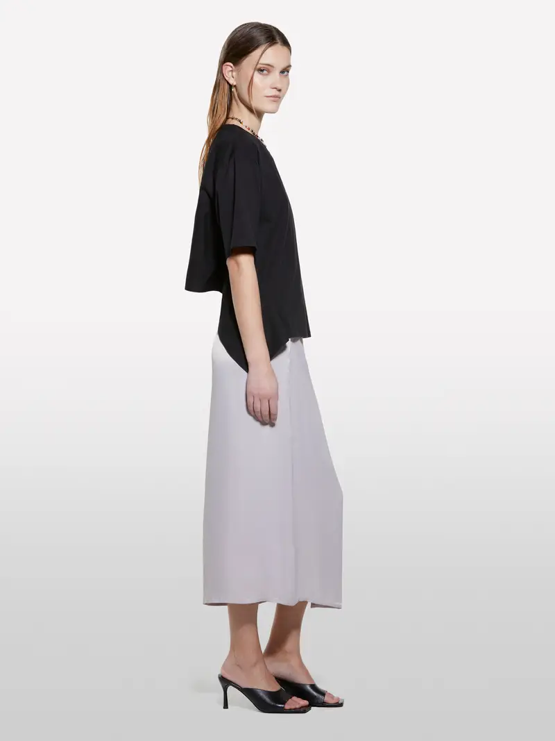 T-shirt Nera Con Apertura Dietro, Donna, Nero miniatura 2