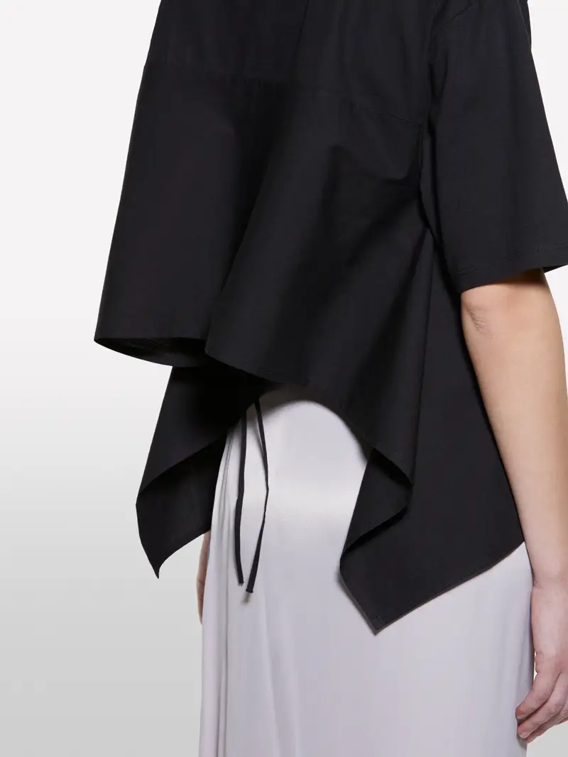 T-shirt Nera Con Apertura Dietro, Donna, Nero miniatura 5