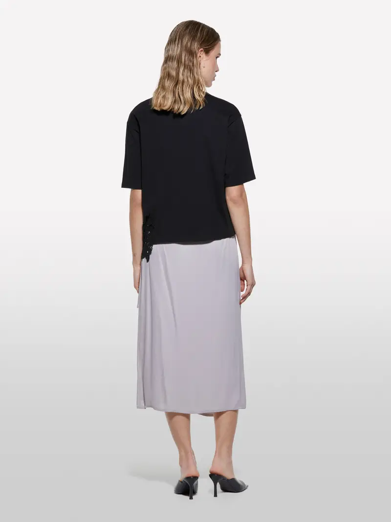 T-shirt Nera Con Ricamo Asimmetrico, Donna, Nero miniatura 3