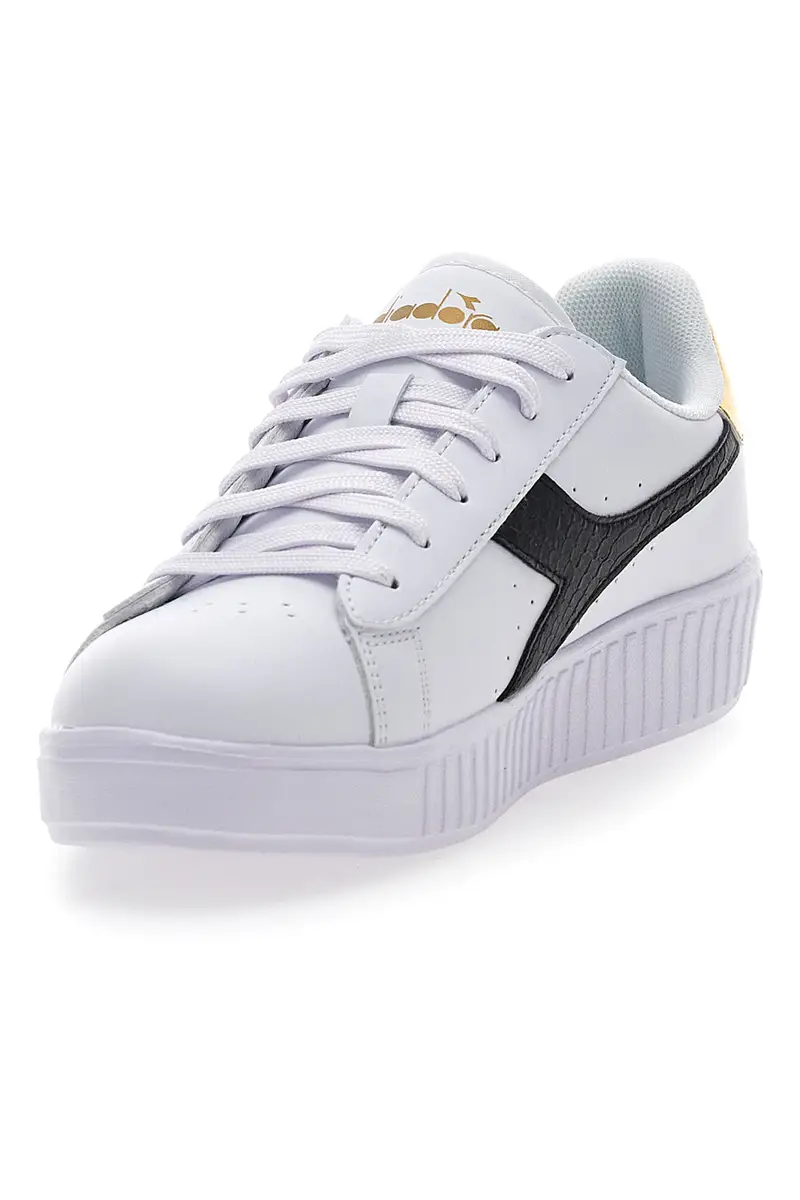 Sneakers Bianche con Logo Nero e Oro DIADORA GAME STEP SKIN GS miniatura 3