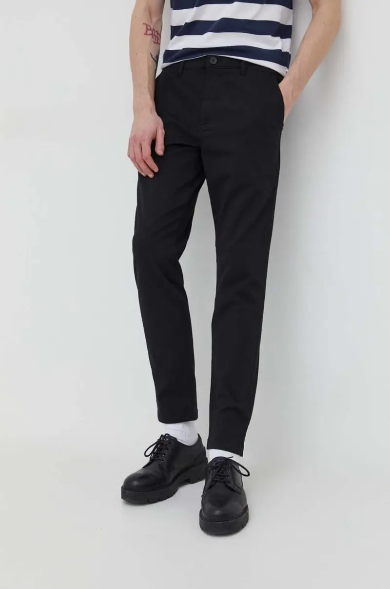 pantaloni uomo colore nero