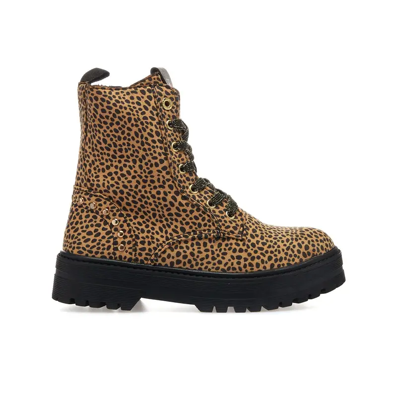 Anfibi beige con stampa animalier e borchie da bimba