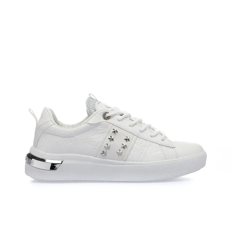 Sneakers bianche con stelle