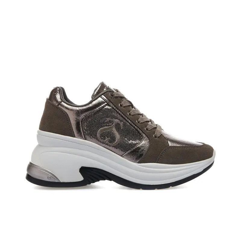 Sneakers bronzo con zeppa e logo laterale