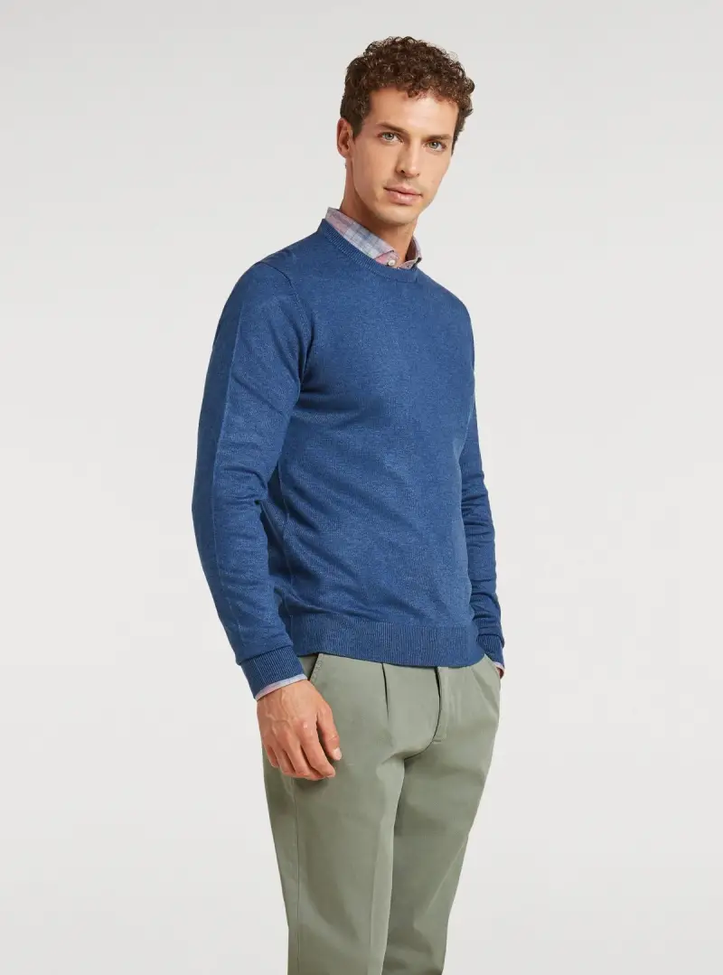 Maglia girocollo tinta unita