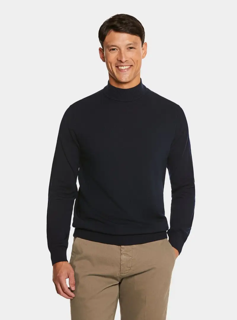 Maglia in pura lana merino mezzo collo alto