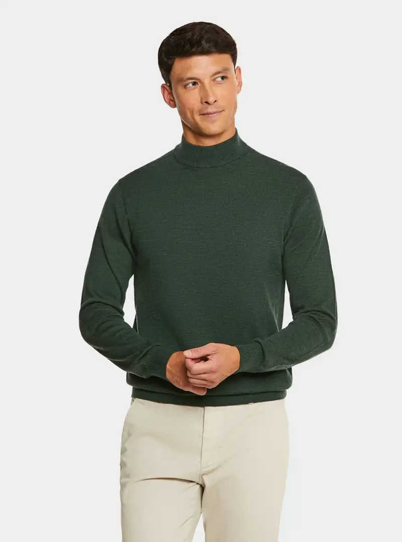 Maglia in pura lana merino mezzo collo alto