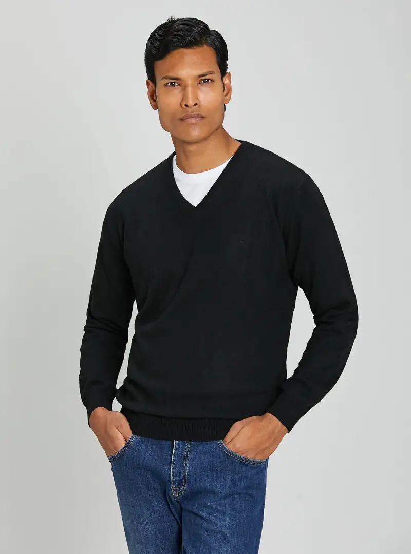 Maglia scollo a V in lana e cashmere