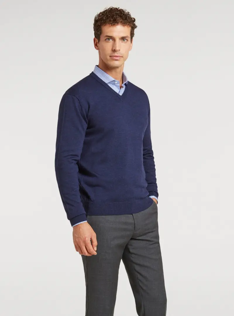Maglia scollo a V in lana merino