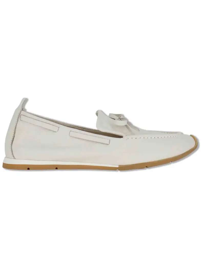 Mocassini in pelle avorio con nappine Donna SP60109 200