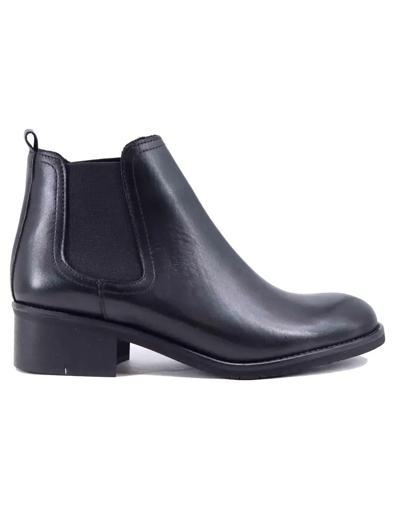Stivaletti chelsea boot donna in pelle nera tacco basso Donna SPTRPR1001 001