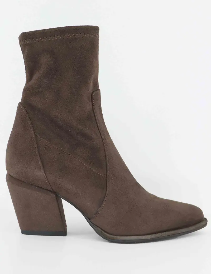 Stivaletti in alcantara marrone Donna SP1030 014