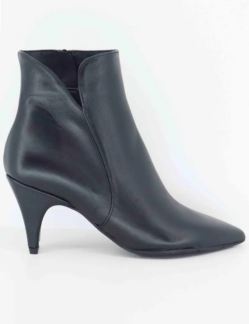 Stivaletti in pelle nera Donna SP2312 001
