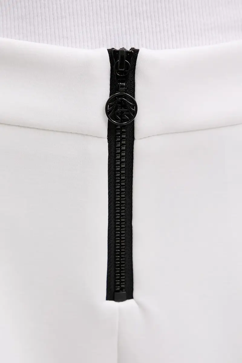 pantaloncini donna colore bianco con applicazione 650203 miniatura 5