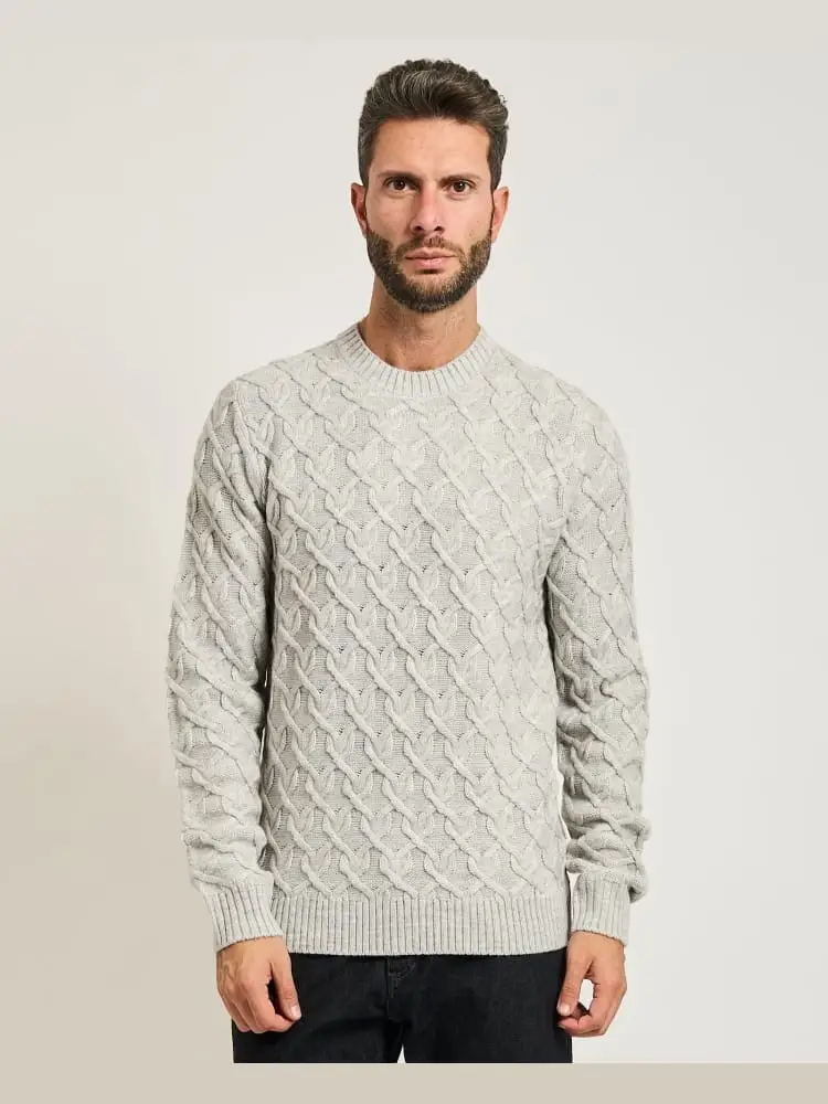 maglia girocollo effetto treccia perla