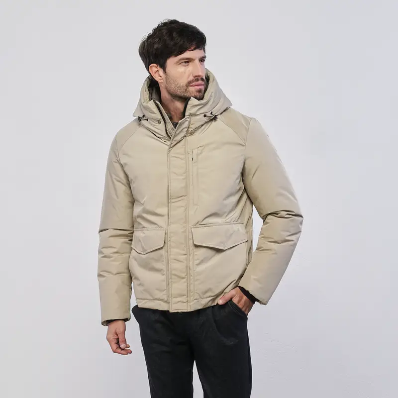 Giacca beige da uomo con tasconi