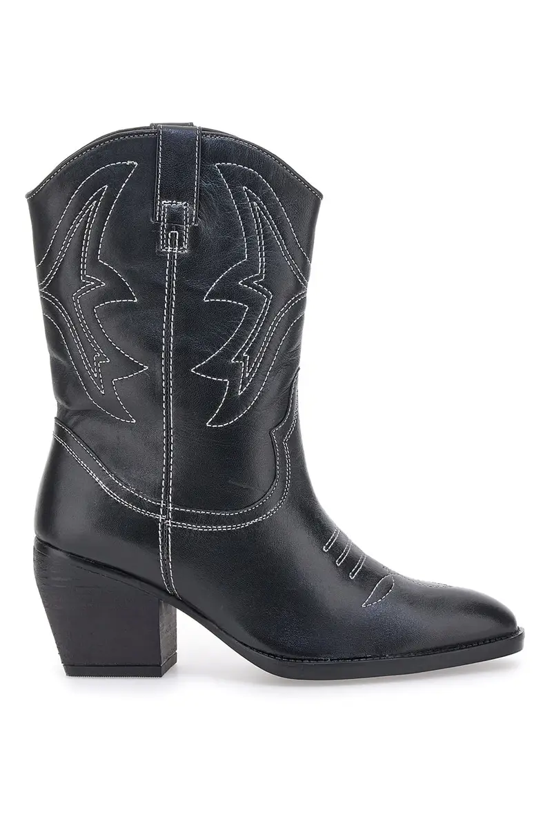 Stivaletti Camperos Neri In Vera Pelle Pittarello Focus 5495