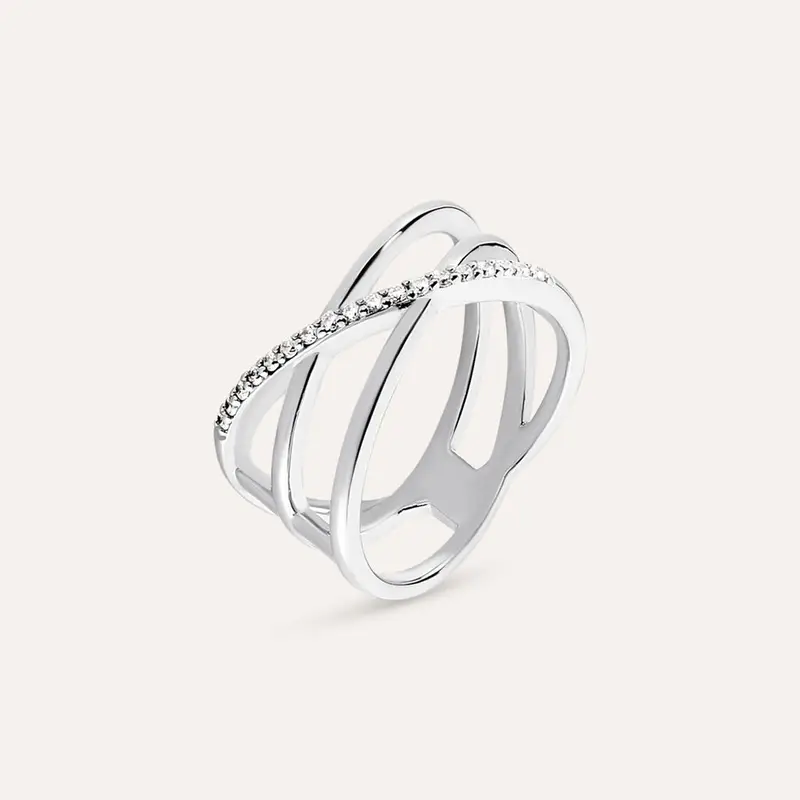 Anello in argento 925 e zirconi