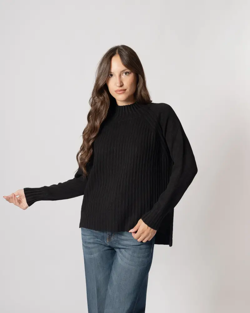 maglia coste nera Nero