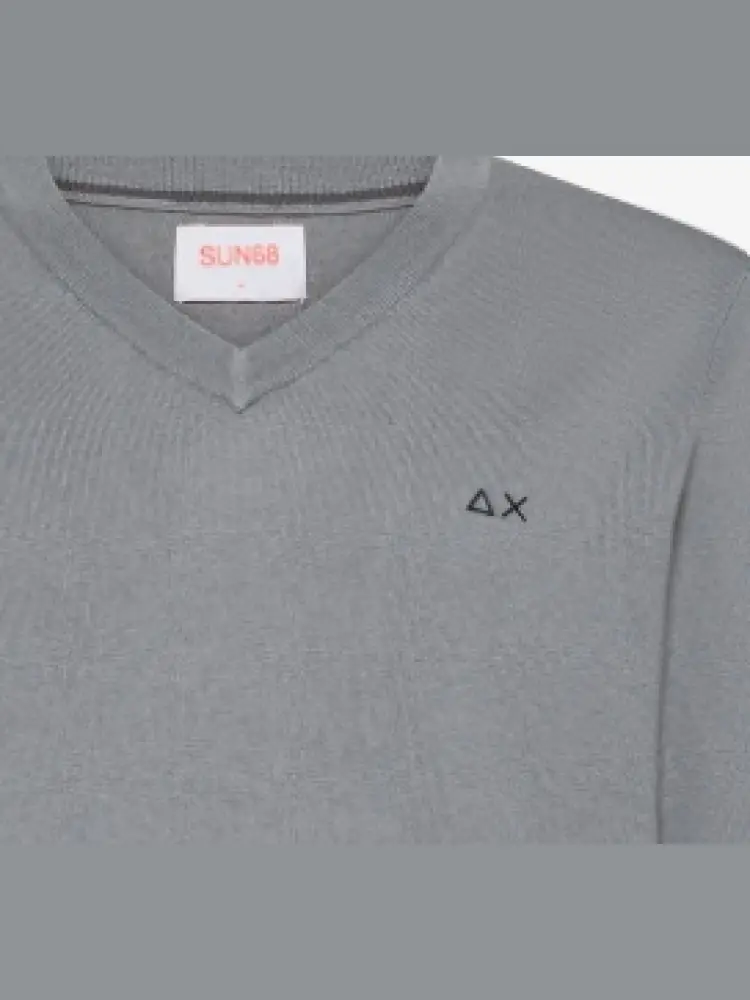 maglia grigia uomo in misto lana scollo v mini logo sul petto miniatura 2