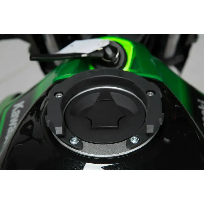 Anello del serbatoio 5 viti SW-Motech EVO Kawasaki II